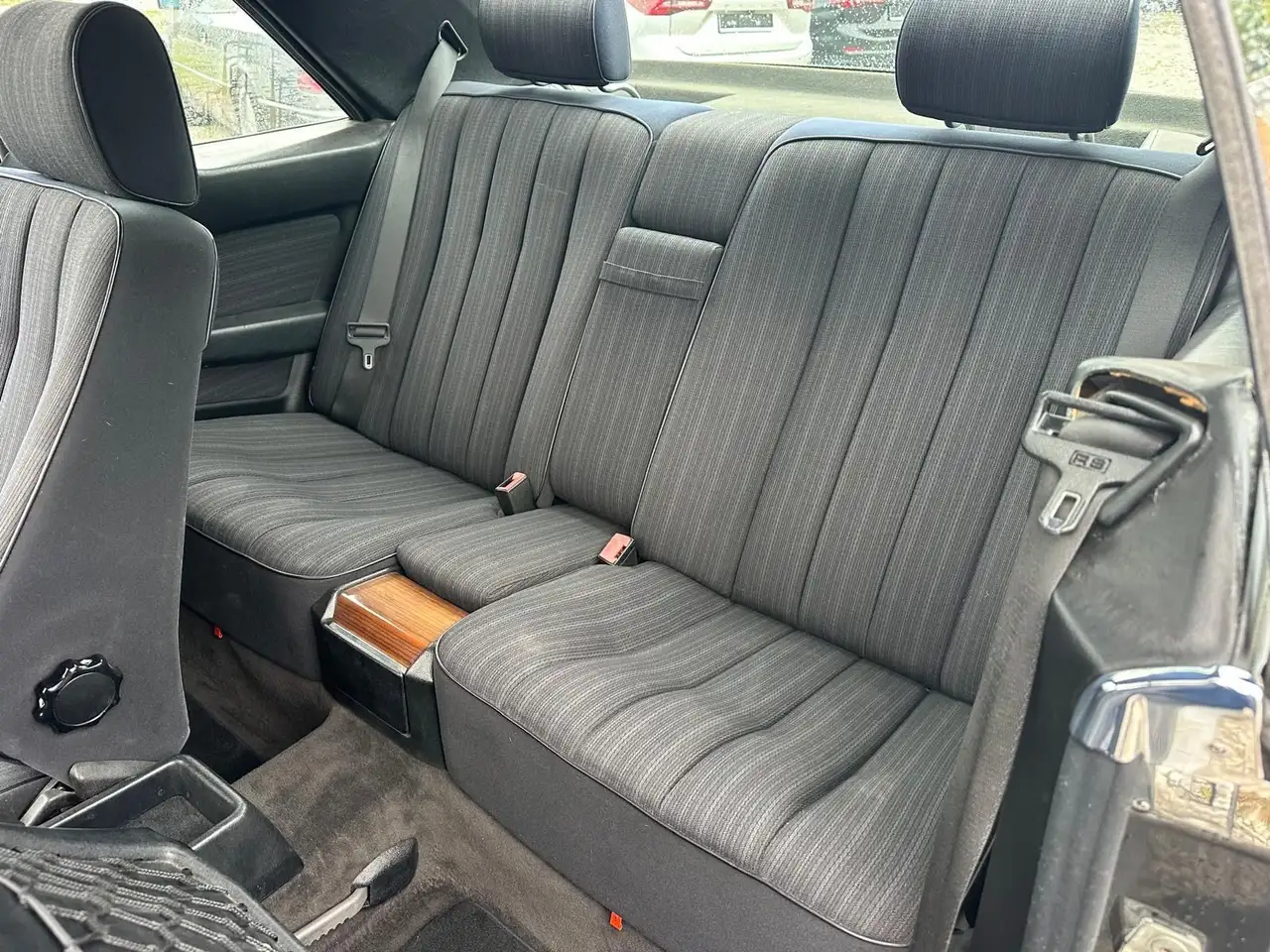 Mercedes-Benz 230 CE 3.Hand Gepflegter Zustand viele Neuteile, foto 10