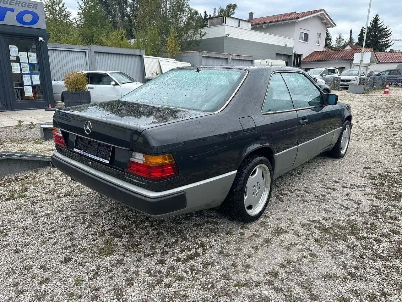 Mercedes-Benz 230 CE 3.Hand Gepflegter Zustand viele Neuteile, foto 4