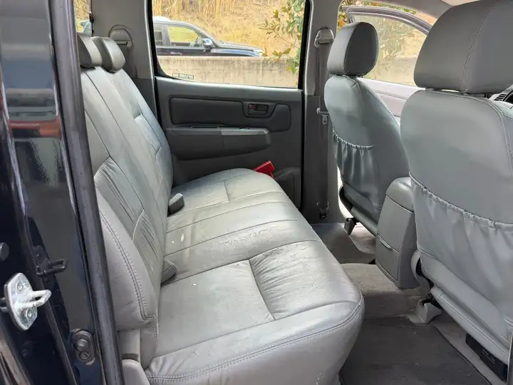 Toyota Hilux 2008, foto 13