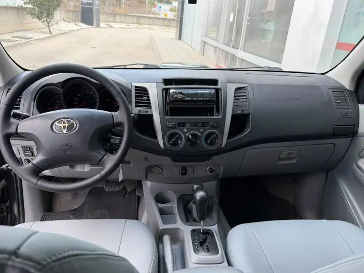Toyota Hilux 2008, foto 10