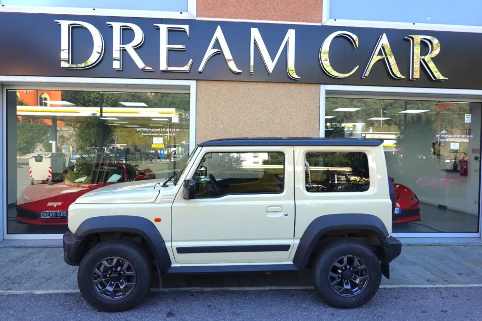 Suzuki Jimny 1.5 AT Top CAMBIO AUTOMATICO TETTO NERO Bej - 2