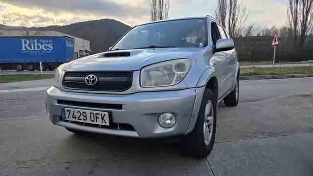 Toyota RAV 4 2.0D4-D Sol