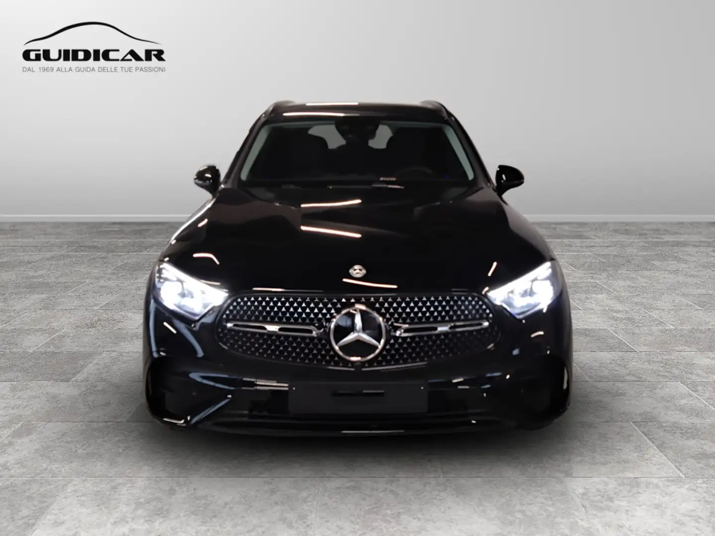 Mercedes-Benz GLC 220 d 4MATIC Nero - 2