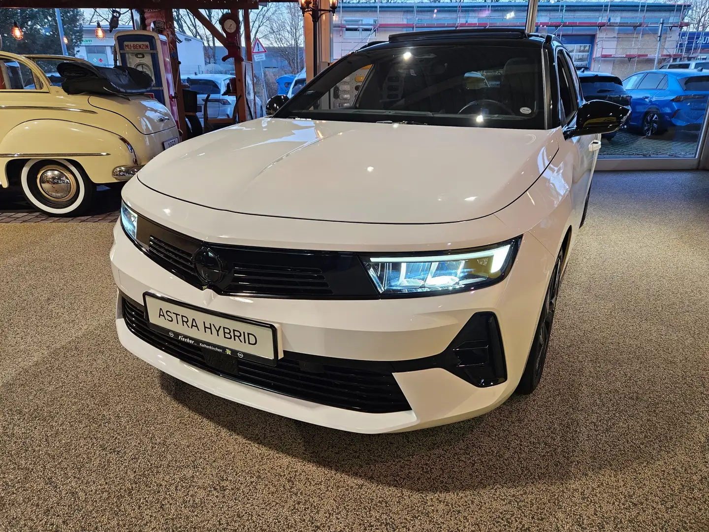 Opel Astra GS Panorama Glasschiebedach - 1