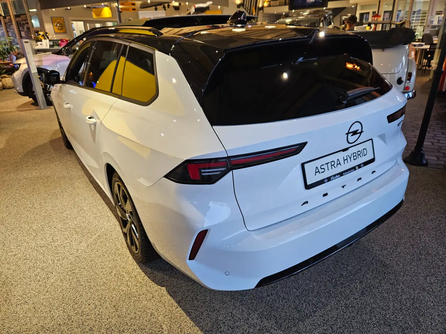 Opel Astra GS Panorama Glasschiebedach - 2