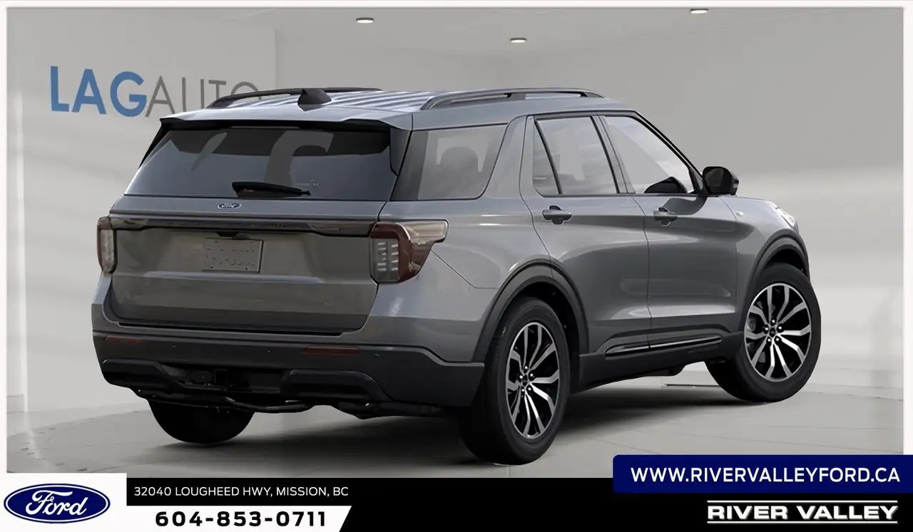 Ford Explorer снимка Ford Explorer