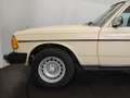 Mercedes-Benz 300 TD wagon Beige - thumbnail 9