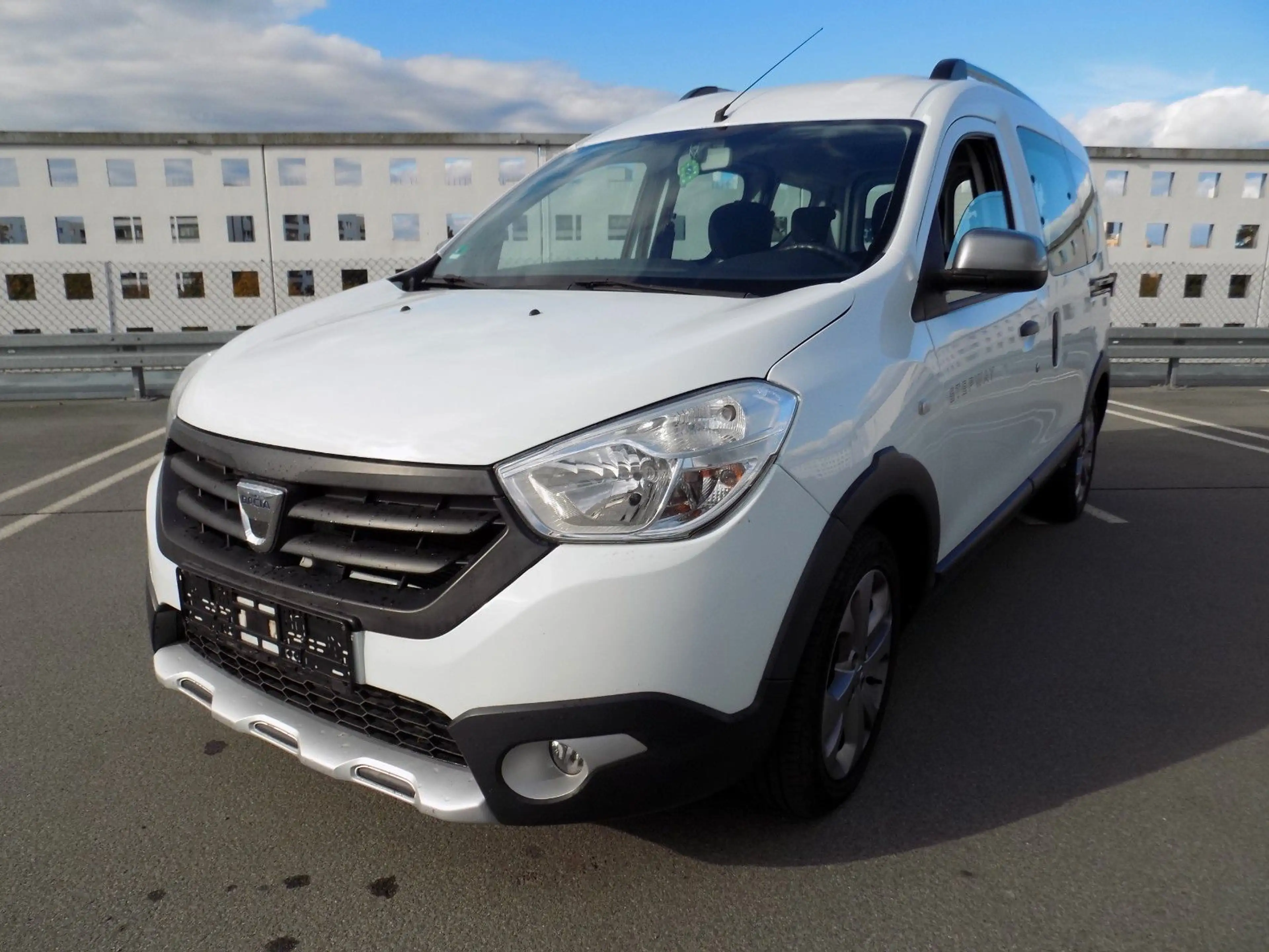 Dacia Dokker 1,2 TCe 115 Stepway — photo 6