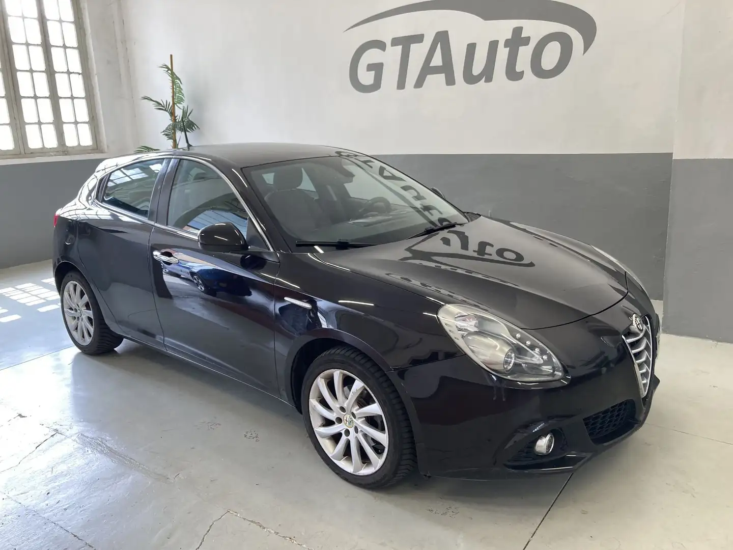 Alfa Romeo Giulietta Giulietta 1.6 JTDm-2 105 CV Distinctive ADATTA AI Nero - 1