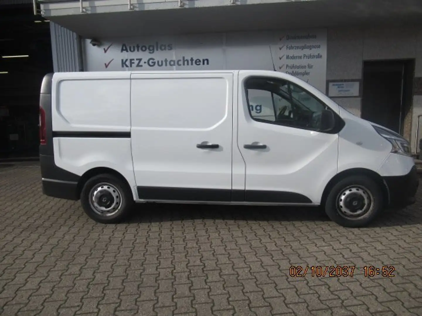 Renault Trafic L1H1 3,0t Komfort Weiß - 2