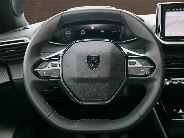 Peugeot 2008 view 14
