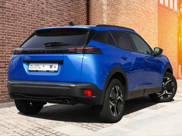 Peugeot 2008 view 4