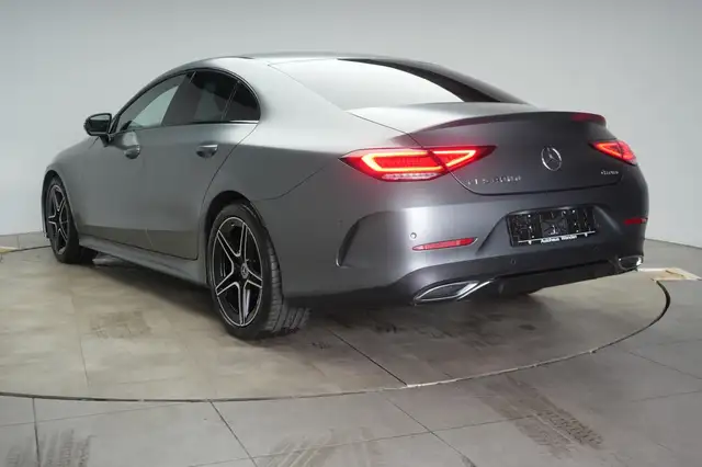 Mercedes-Benz CLS view 6