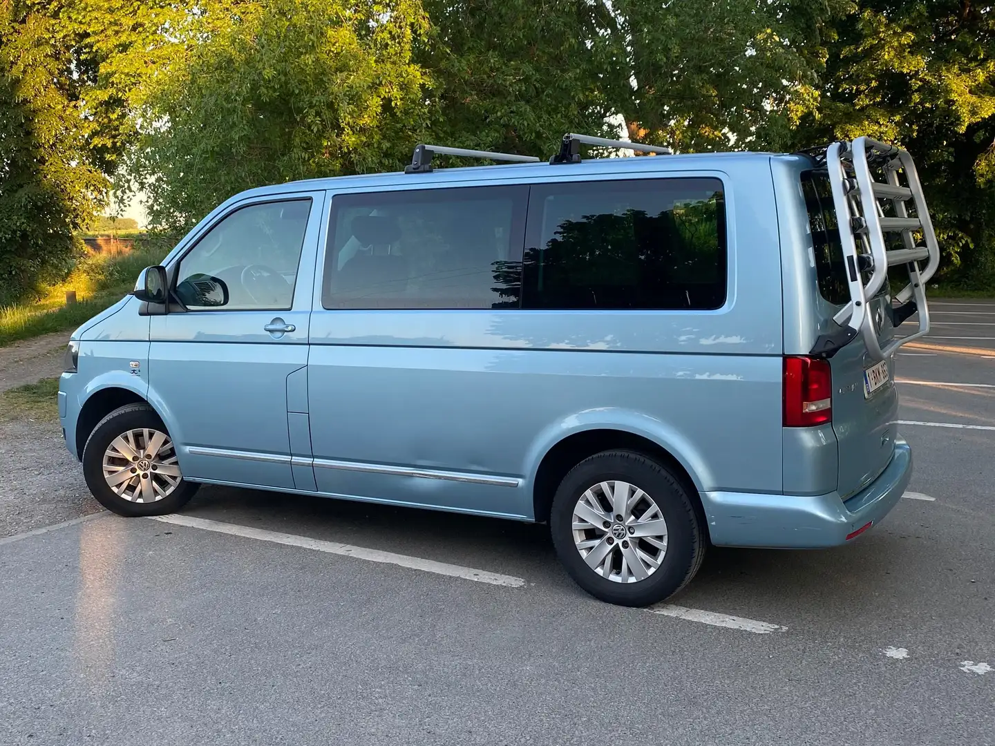 Volkswagen T5 Multivan STARLINE Bleu - 2