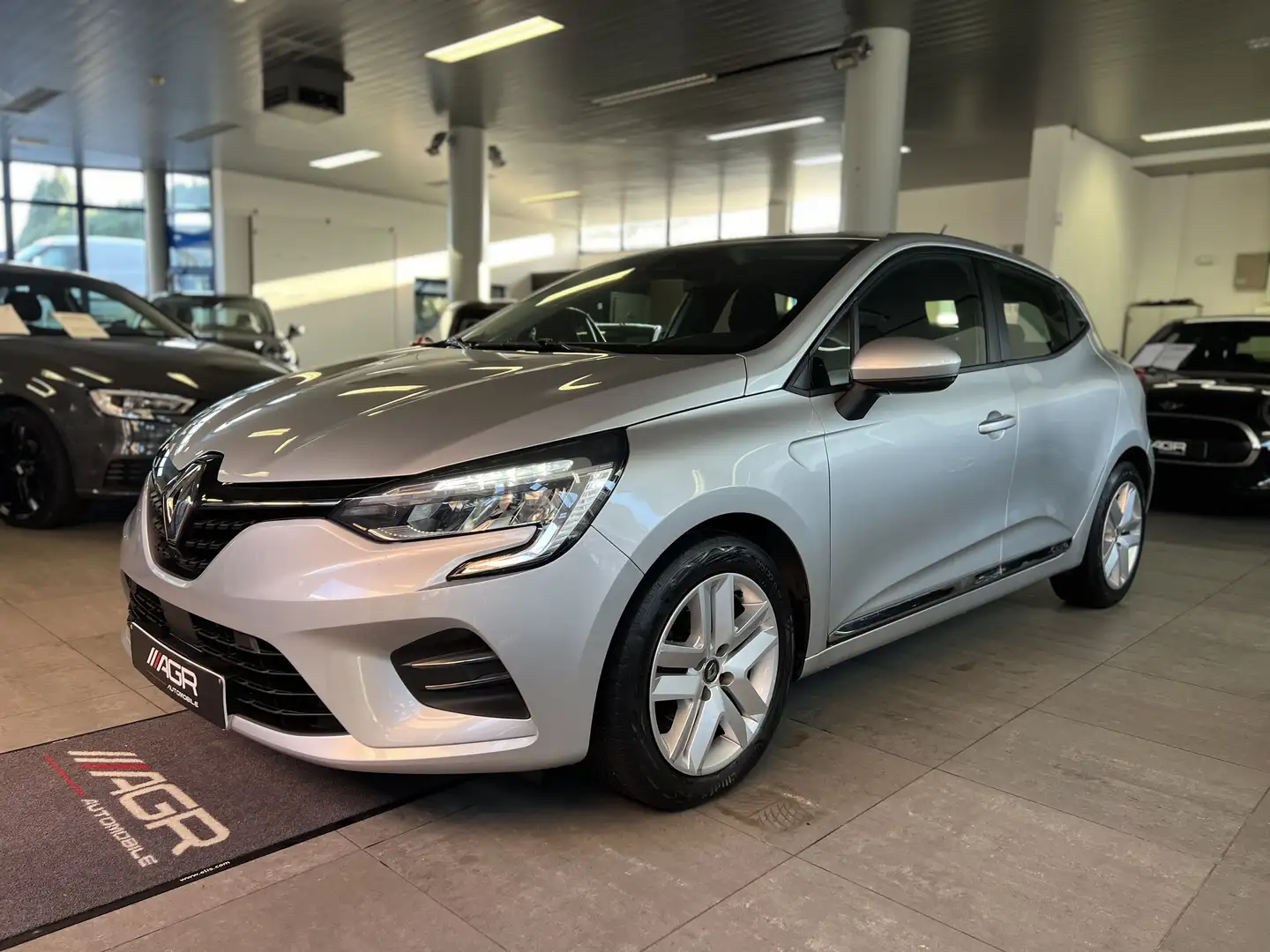 Renault Clio Clio BLUE dCi auto en tva a voir ✅✅ Grijs - 2
