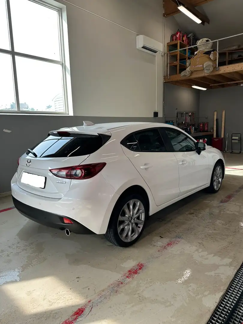 Mazda 3 3 2.2 D Active Blanc - 2