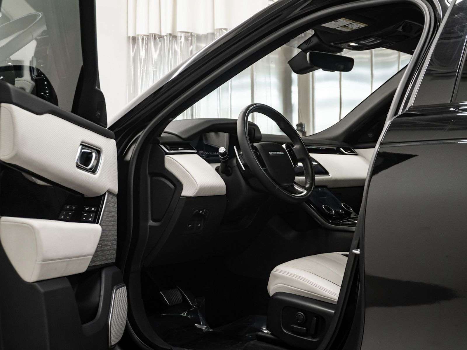 2020 Land Rover Range Rover Velar |Full Range Rover Service Records, Front Partial 3M, AWD — снимка 5