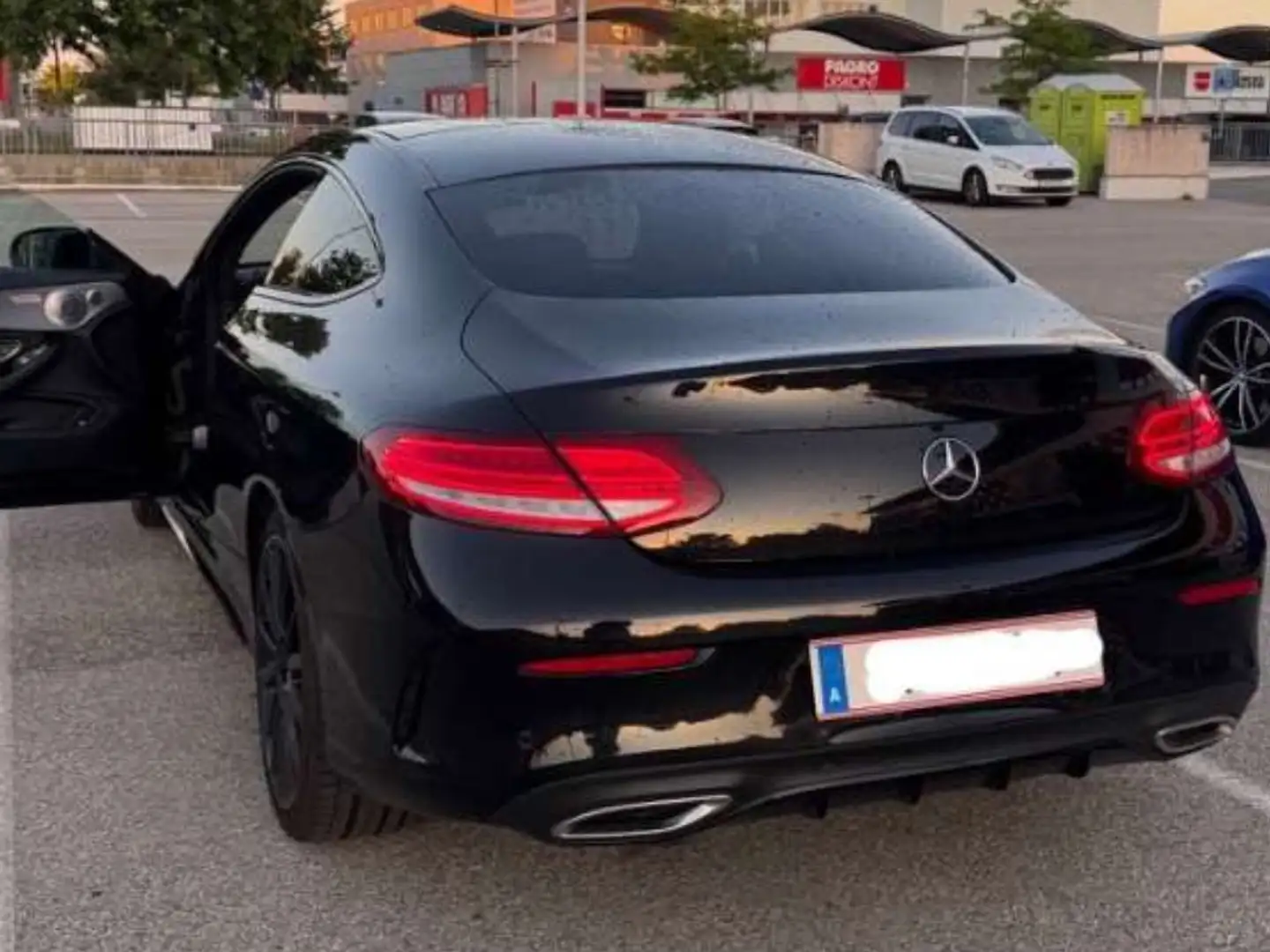 Mercedes-Benz C 220 C 220 d Coupe 4Matic Aut. Schwarz - 1