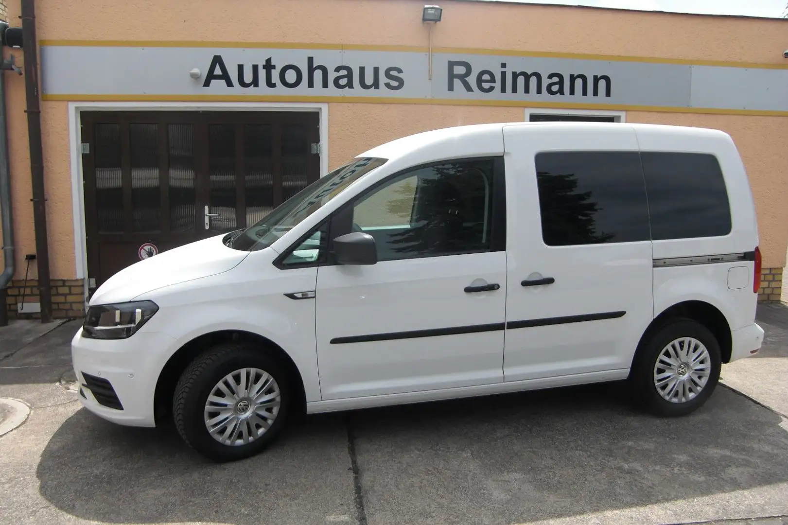 Volkswagen Caddy Conceptline BMT, Standheizung, GRA, PDC, Weiß - 1