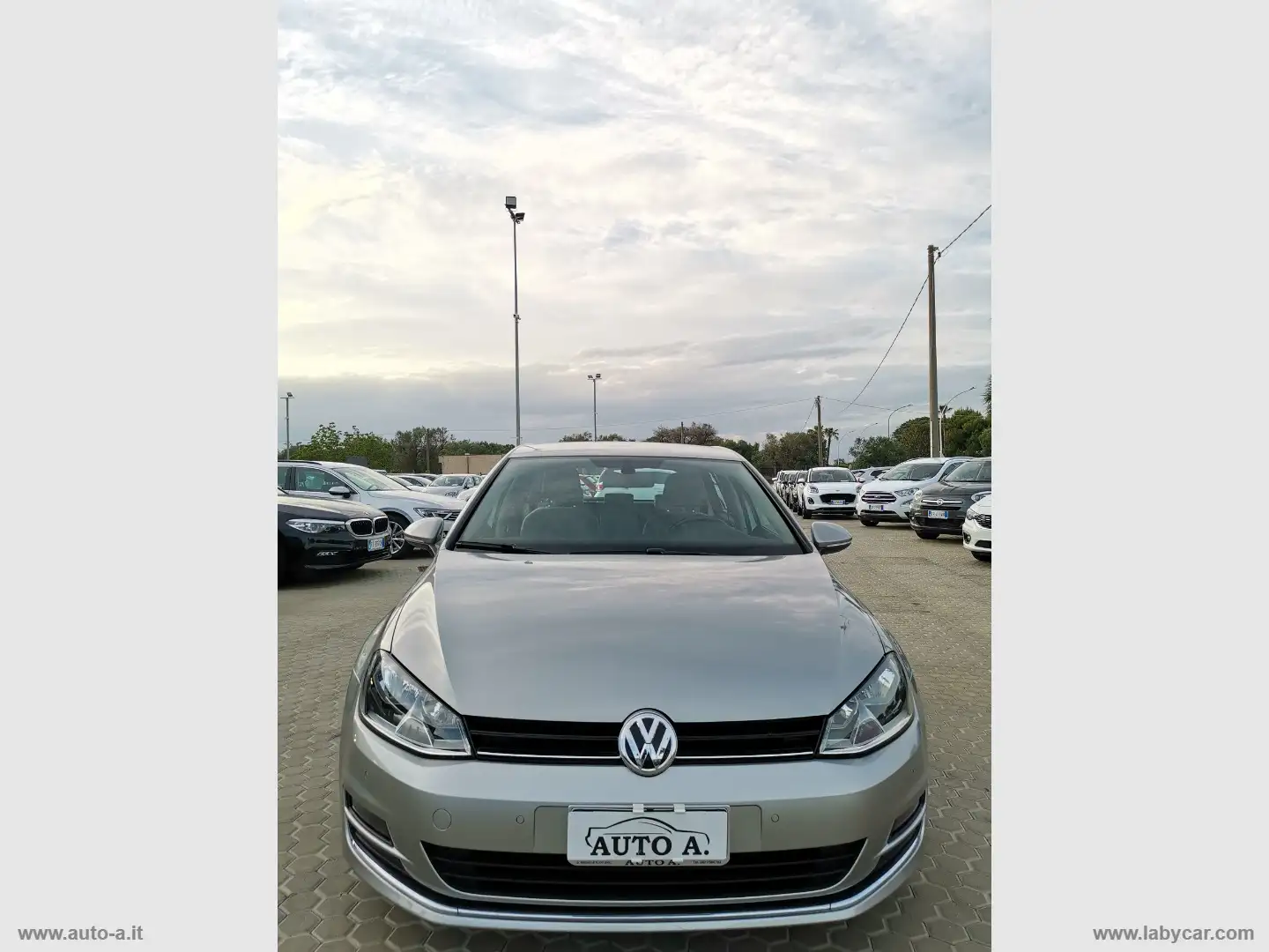 Volkswagen Golf 1.6 TDI DSG 5p. Highline BMT Grigio - 2