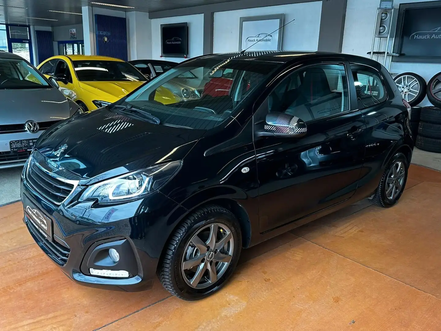 Peugeot 108 Active AHK/KLIMA/SHZ/MEDIA-IN/USB/ALU Schwarz - 1