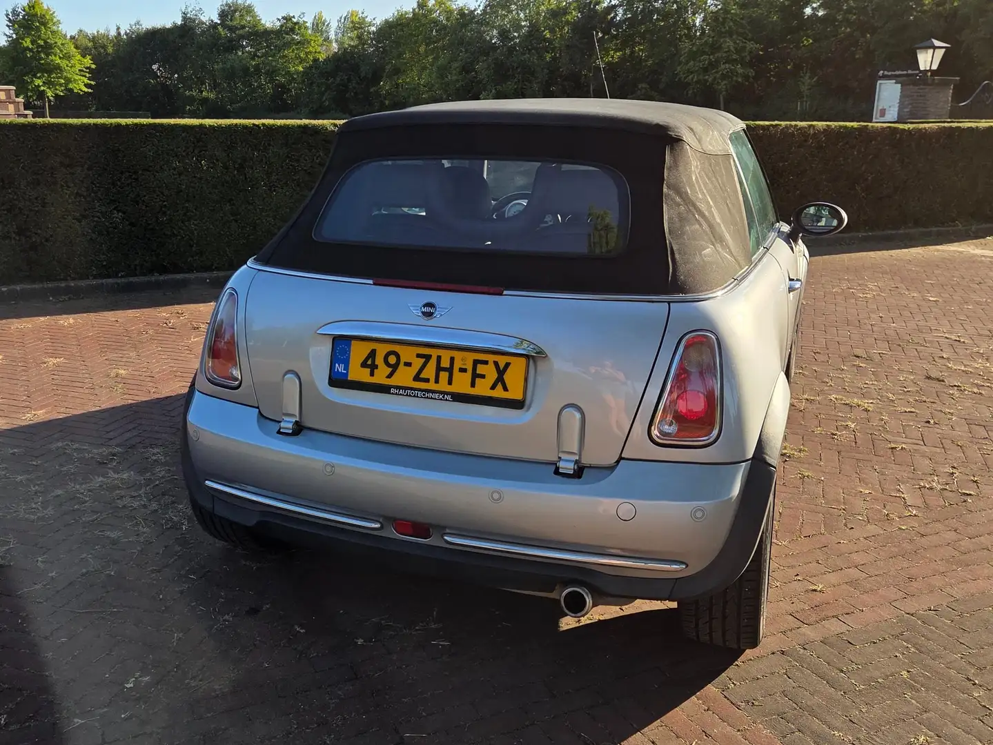 MINI Cooper Cooper 1.6 Sidewalk Zilver - 2
