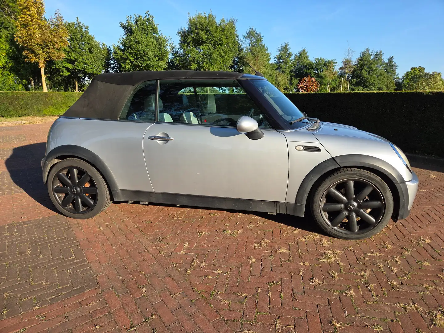 MINI Cooper Cooper 1.6 Sidewalk Zilver - 1