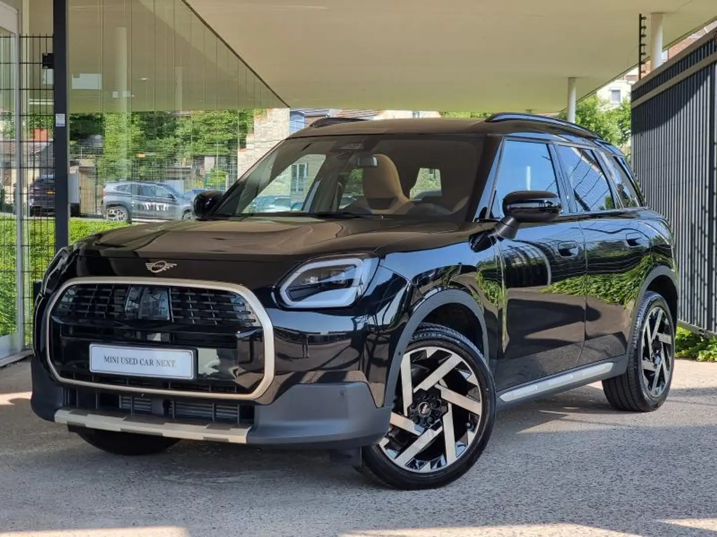 MINI Countryman C Trim Favoured Noir - 1