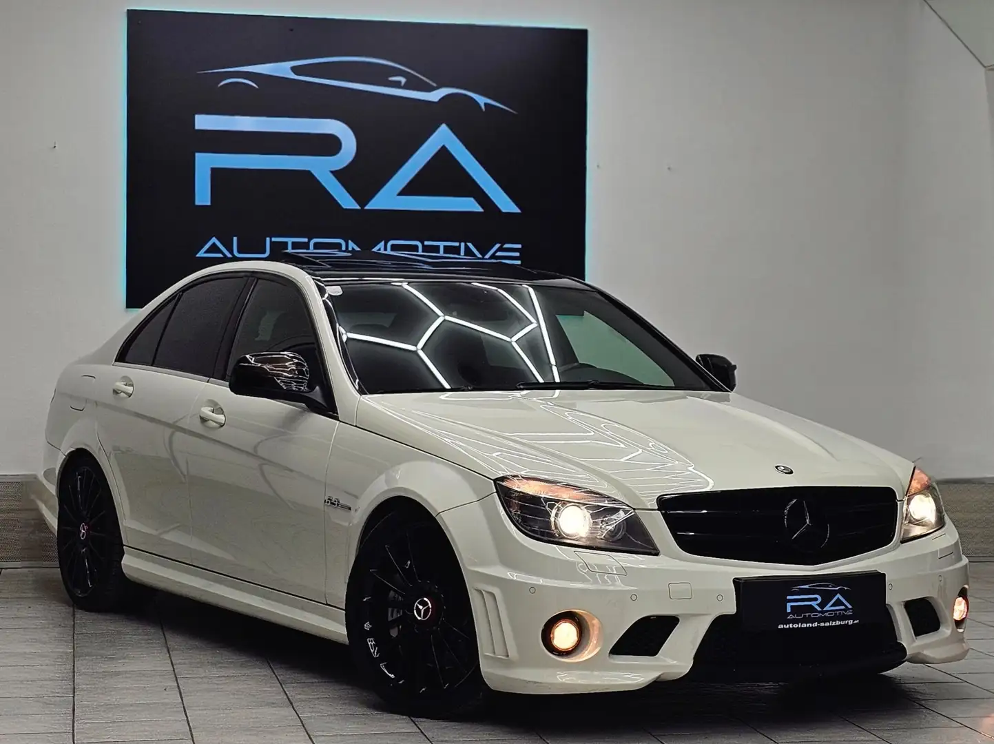 Mercedes-Benz C 63 AMG C 63 AMG Avantgarde Aut. Avantgarde Wit - 1