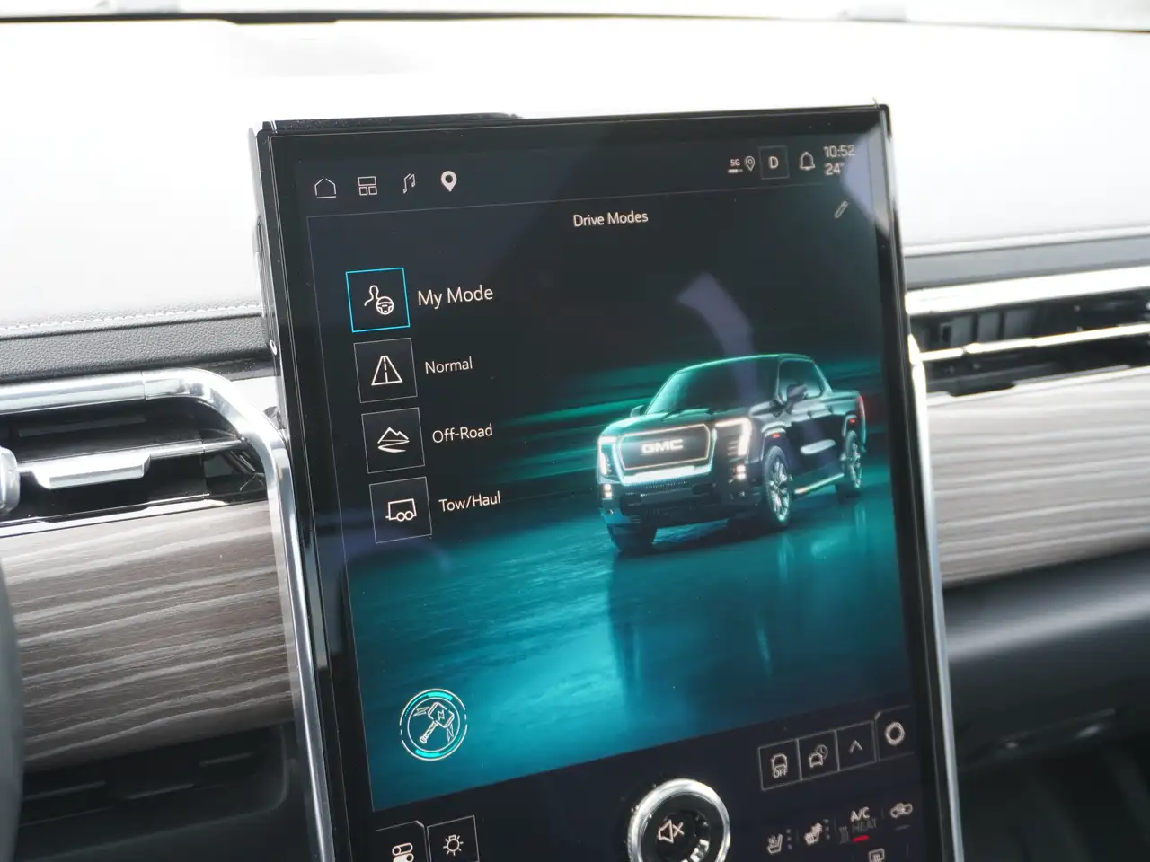 GMC Sierra EV снимка GMC Sierra EV