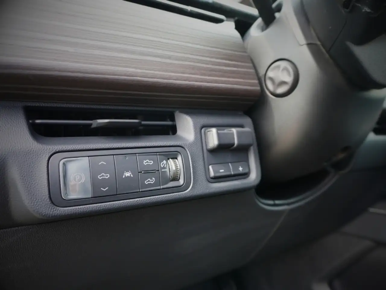 GMC Sierra EV снимка GMC Sierra EV