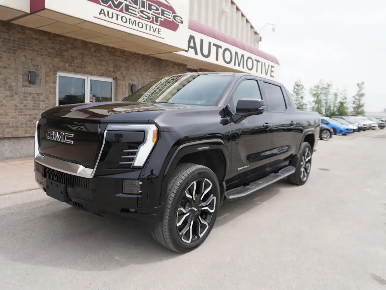 GMC Sierra EV снимка GMC Sierra EV