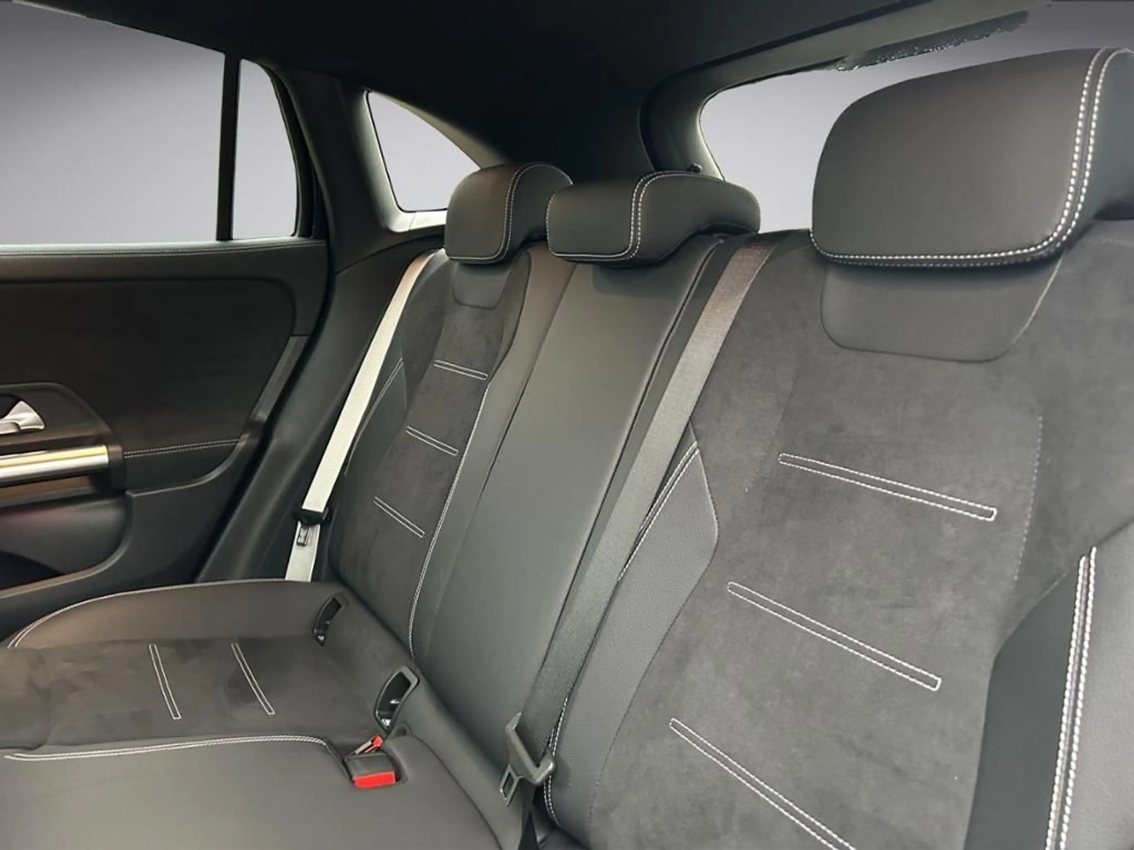 Mercedes-Benz GLA 200 AHK AUT Fernlichtass. Kam. KeyLess LED — photo 8