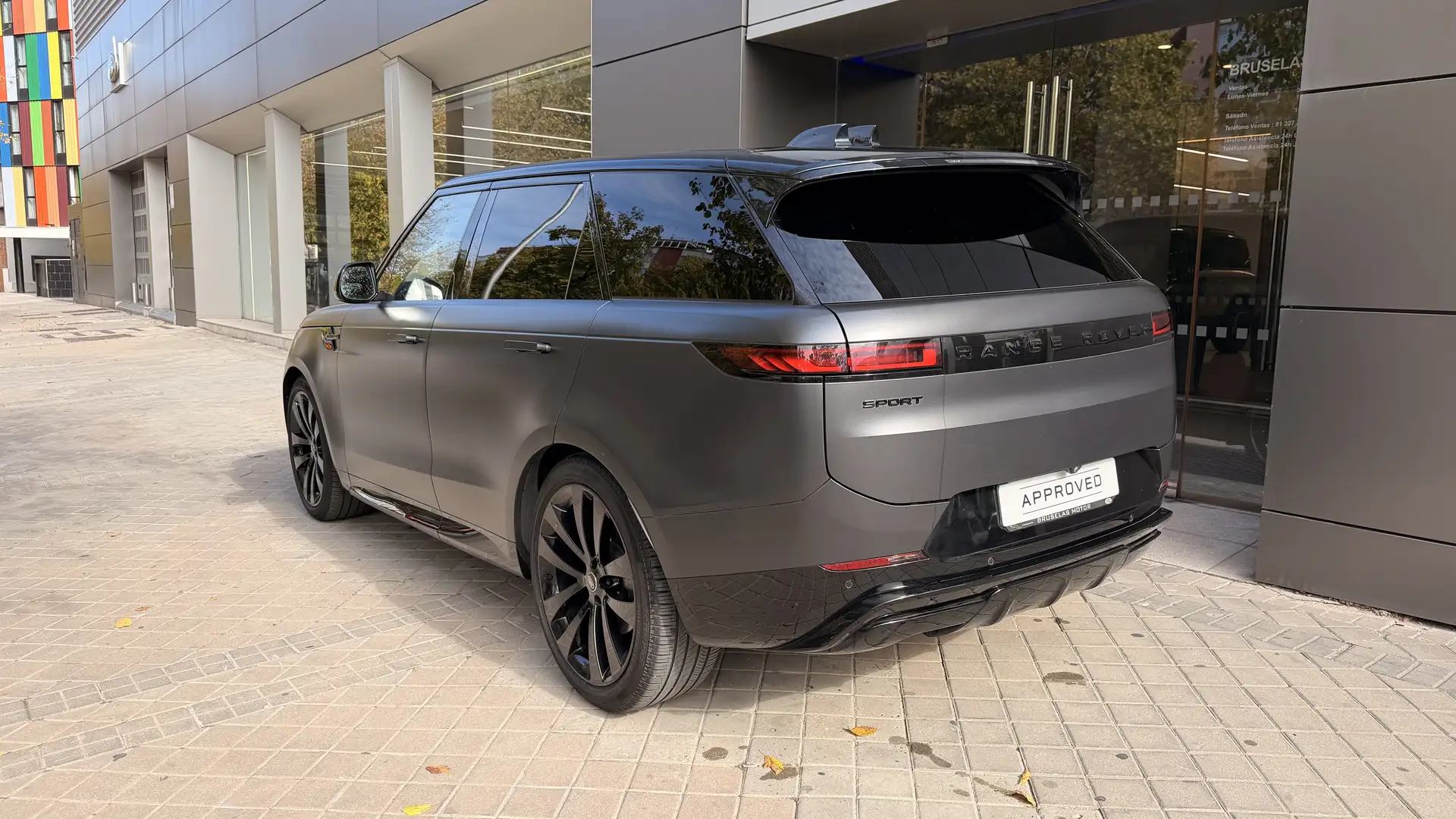 Land Rover Range Rover Sport 3.0D TD6 MHEV Dynamic SE 300 - 2