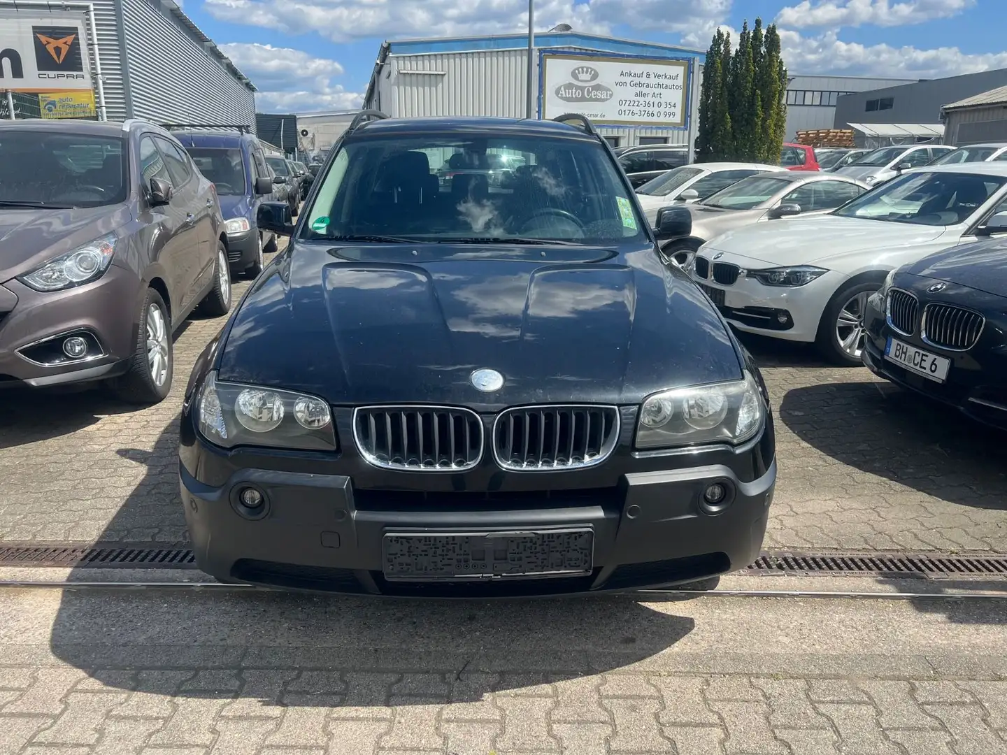 BMW X3 2.0i AHK Czarny - 2