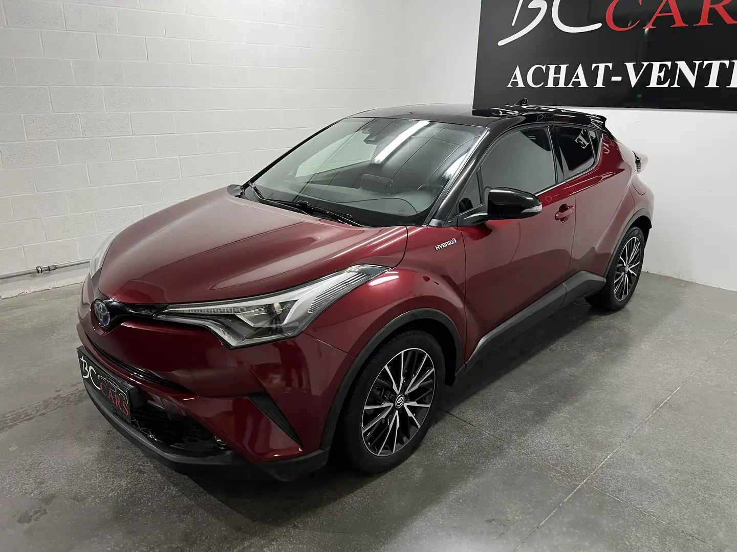 Toyota C-HR Hybrid 1.8i VVT-i*GARANTIE*CUIR*GPS*PHARE LED*CAM* - 2