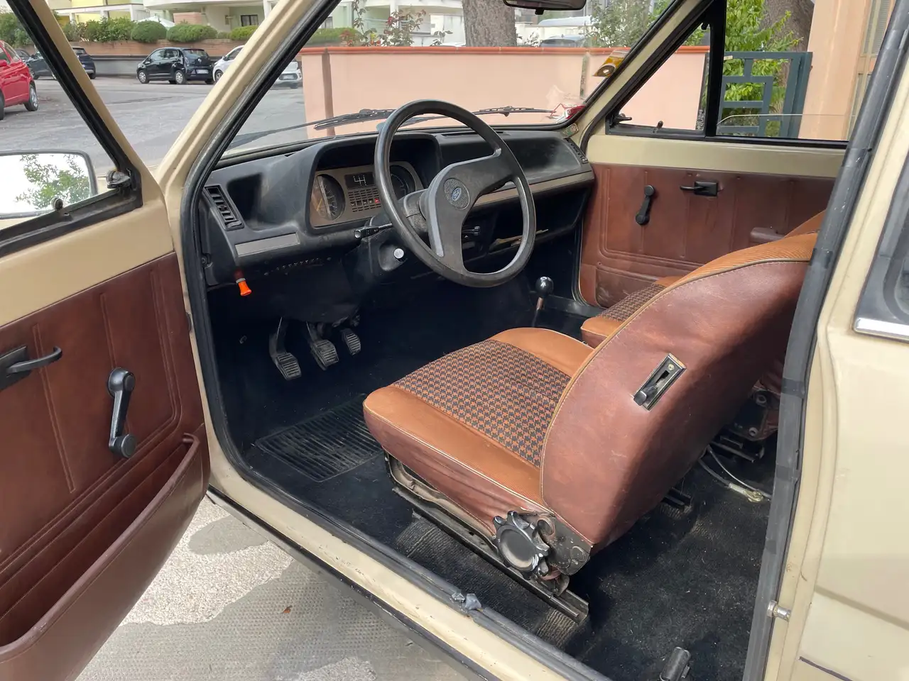 Ford Fiesta 900 L, foto 7
