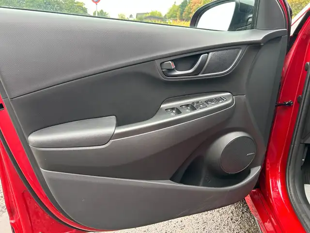 Hyundai Kona view 13