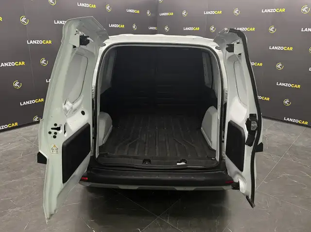 Nissan Townstar view 7