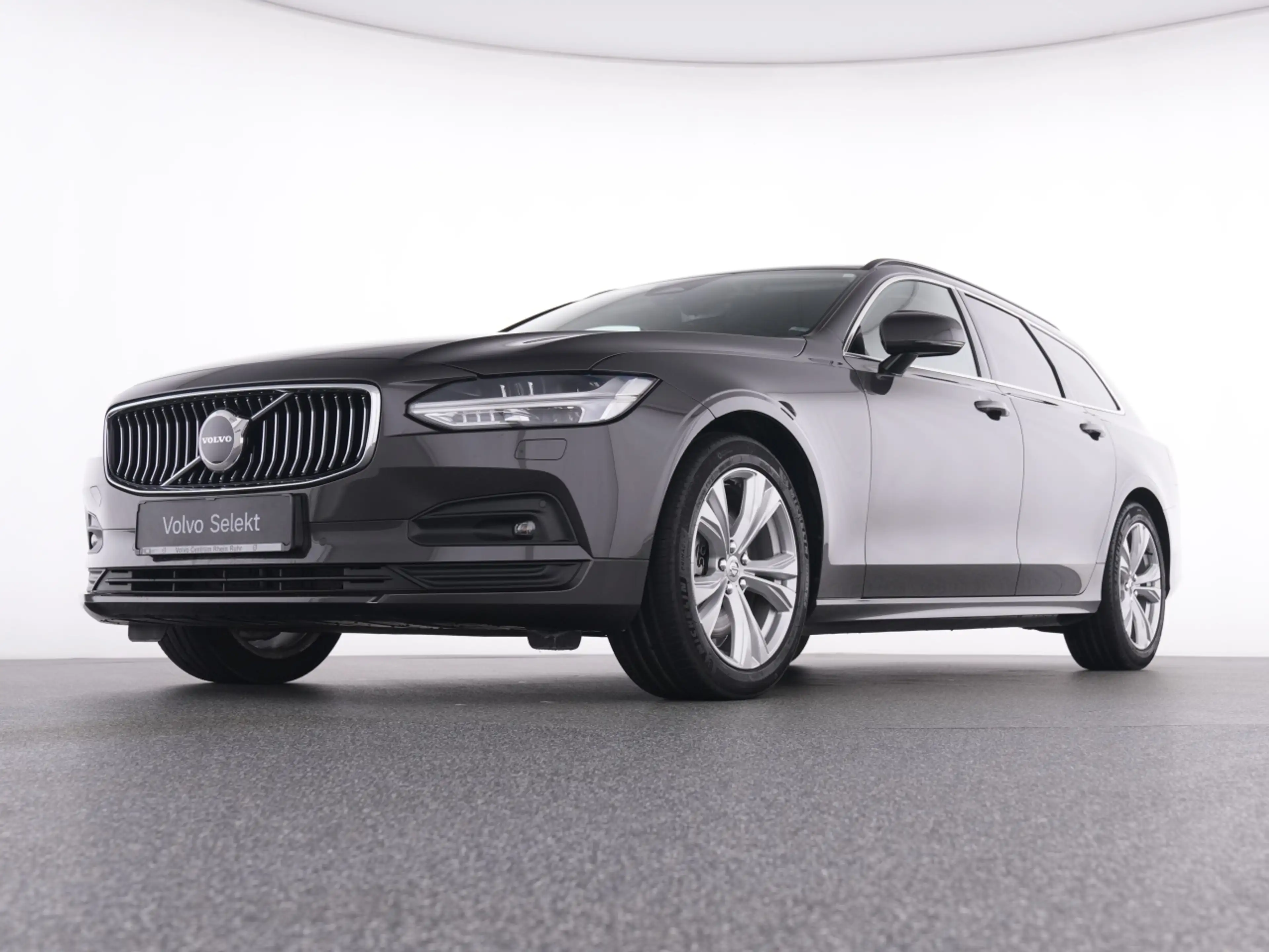 Volvo V90 B4  Core+HKSOUND+LICHTPAK+MEMORY+STANDHZ+MET — photo 7