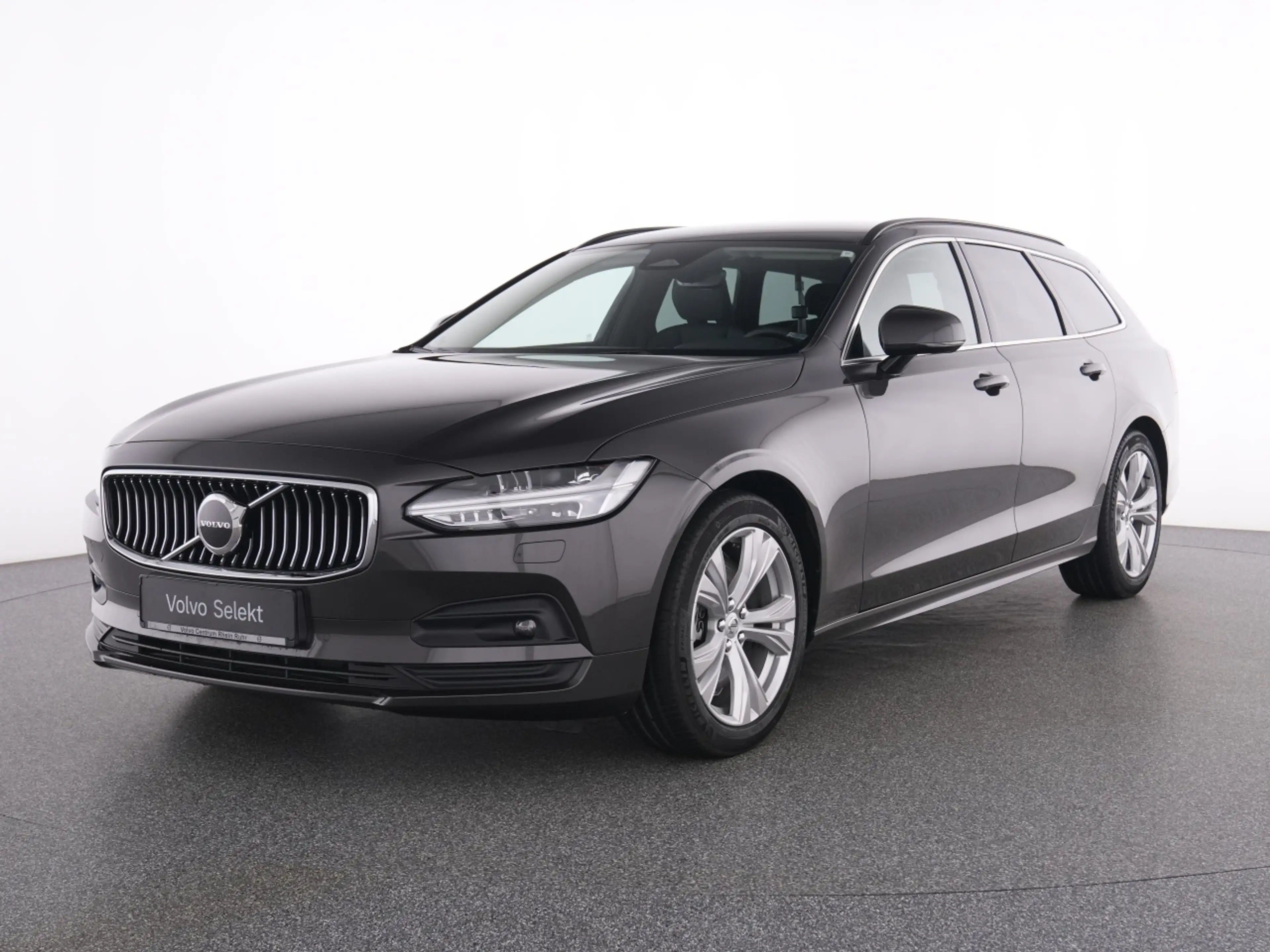 Volvo V90 B4  Core+HKSOUND+LICHTPAK+MEMORY+STANDHZ+MET — photo 2