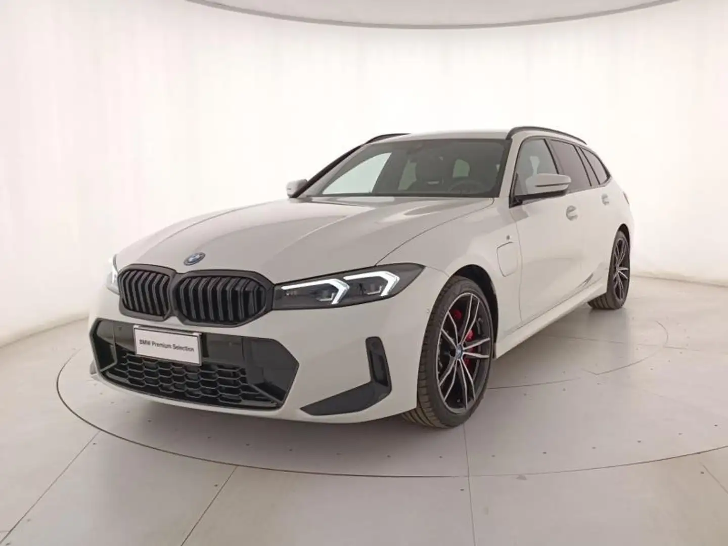 BMW 320 e Touring Msport auto - 1