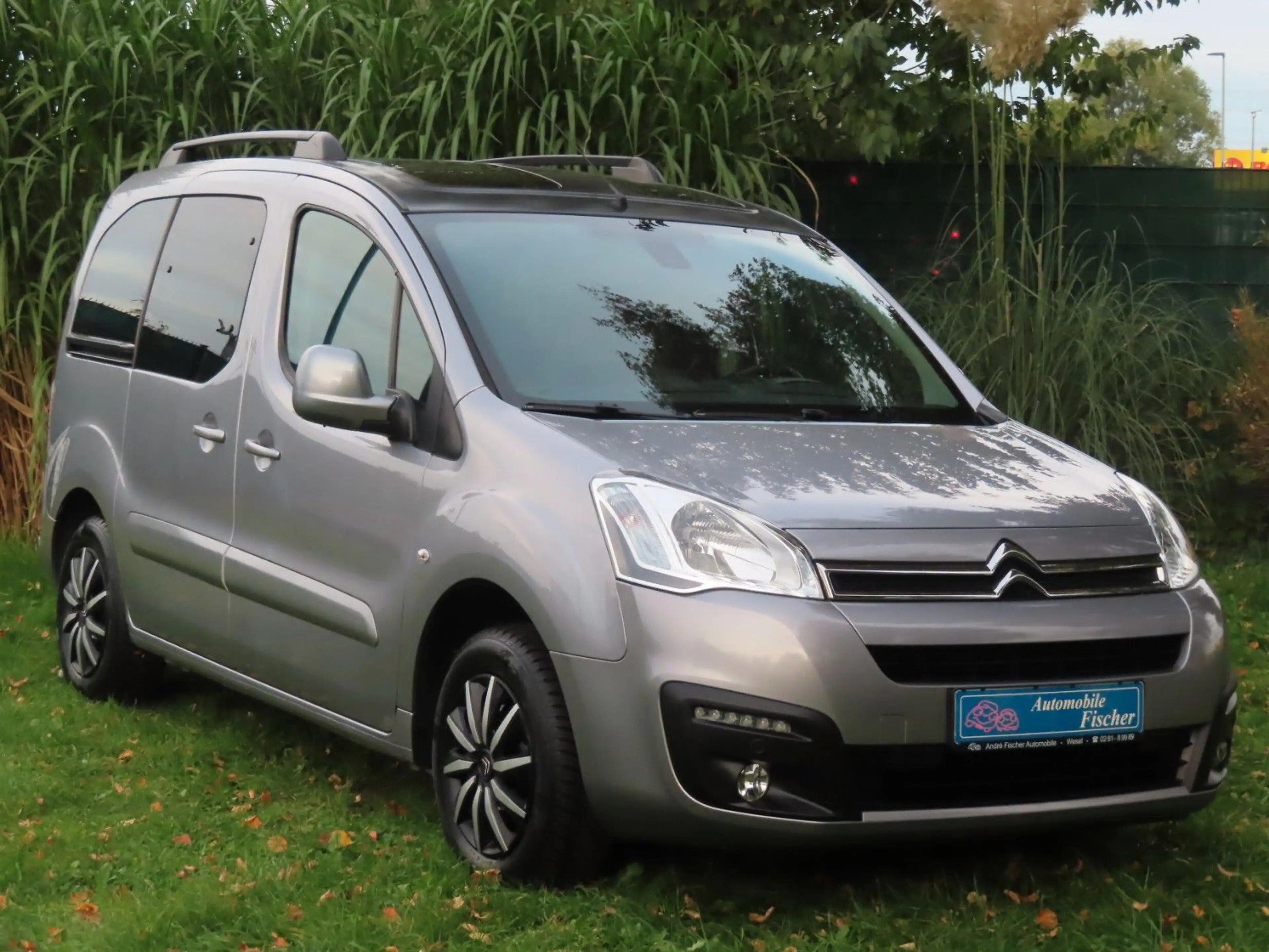 Citroen Berlingo Multivan 1. Hand-Navi-4 Zylinder 88 KW — photo 3