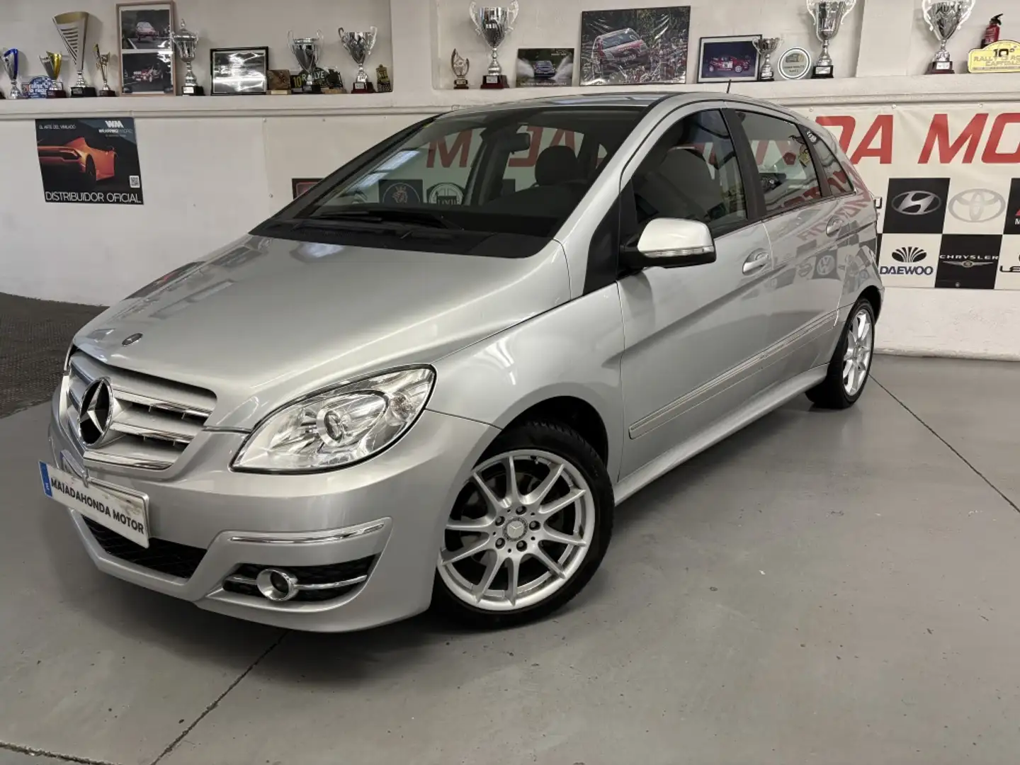 Mercedes-Benz B 180 180CDI Sport Edition Autotronic Silber - 1
