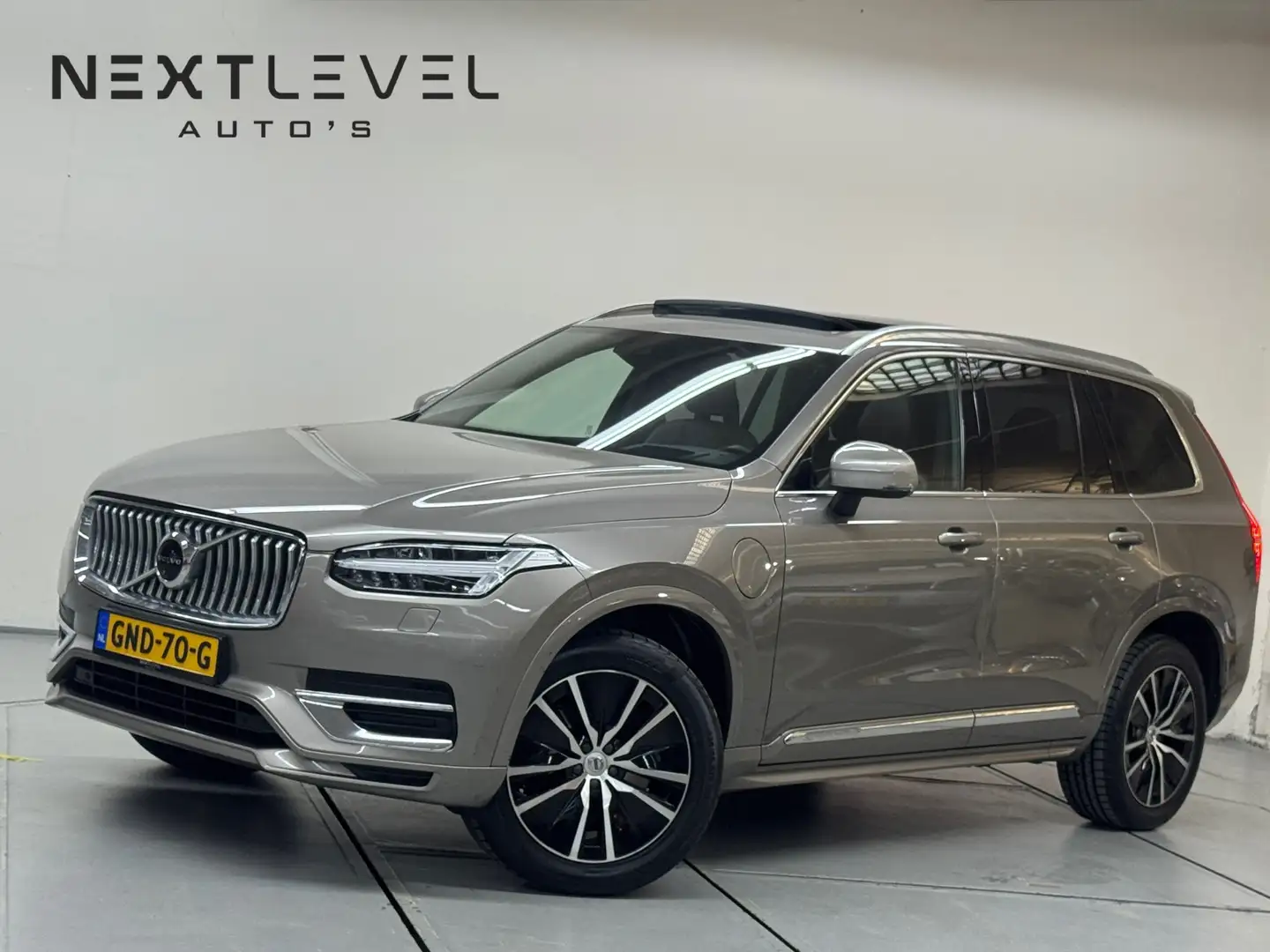 Volvo XC90 2.0 T8 Recharge AWD Inscriprion 7P Luchtvering Pan Gris - 1