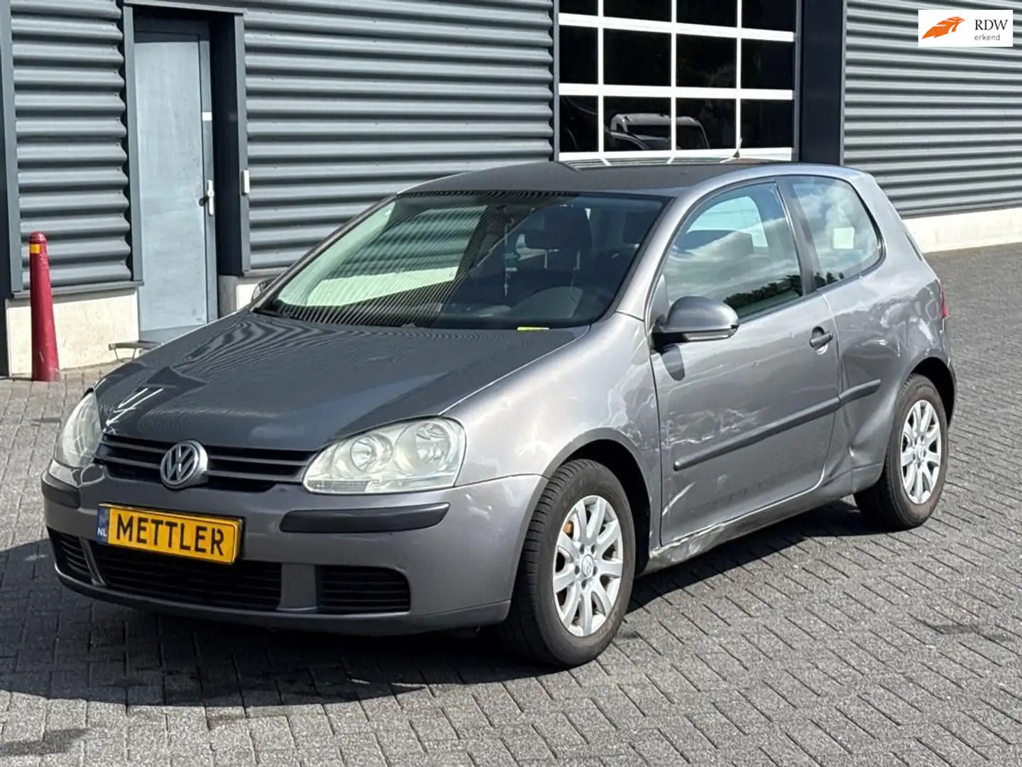 Volkswagen Golf 1.4 FSI Businessline, airco Gris - 1