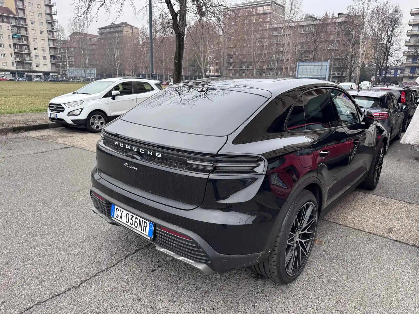 Porsche Macan - 2