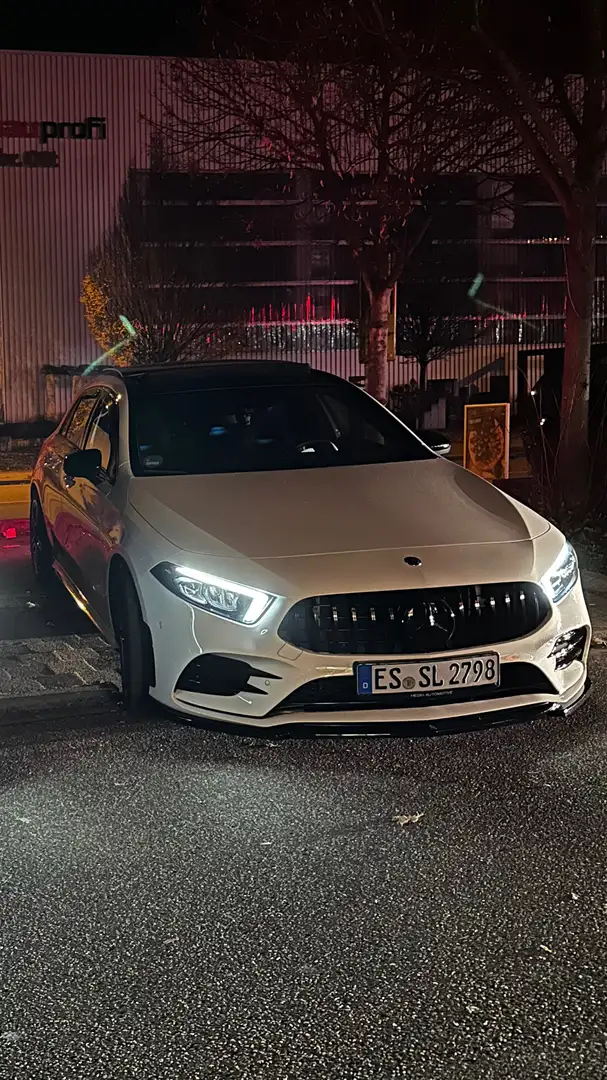 Mercedes-Benz A 250 AMG Line - 1