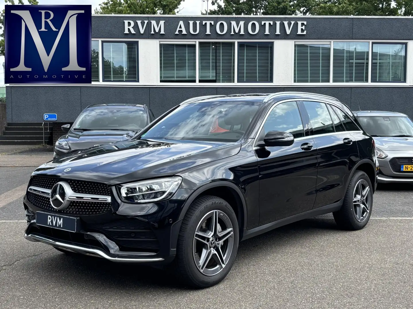 Mercedes-Benz GLC 300 300e 4MATIC CAMERA | ELEK. STOEL | RIJKLAAR INCL. Zwart - 1