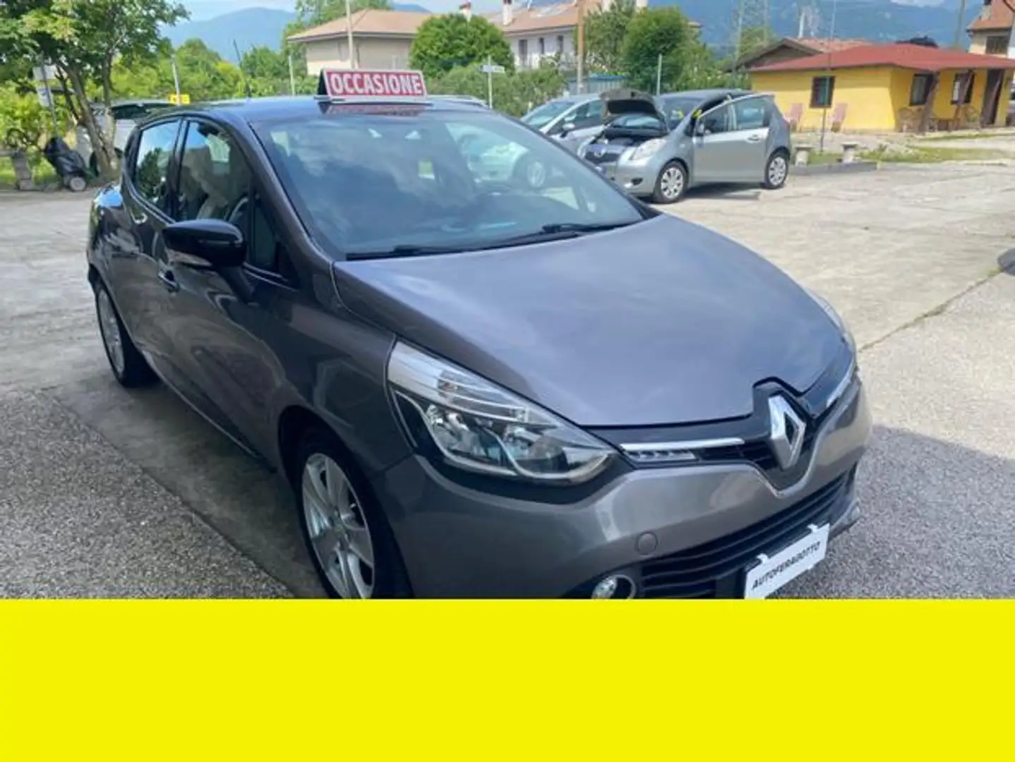 Renault Clio - 1
